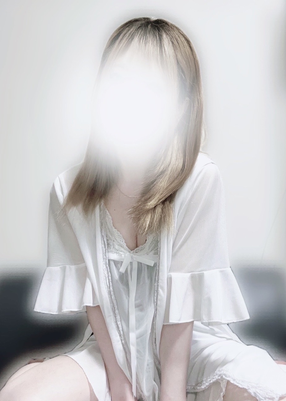 新人りか