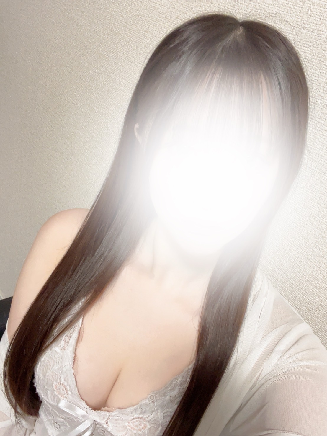 新人ゆな